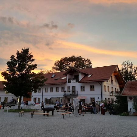 Hotel Stangl-Hof Forstinning Exterior foto