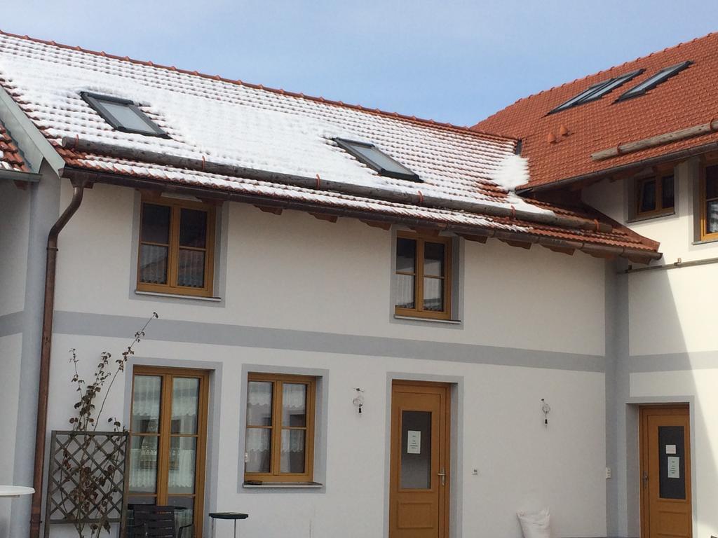 Hotel Stangl-Hof Forstinning Exterior foto